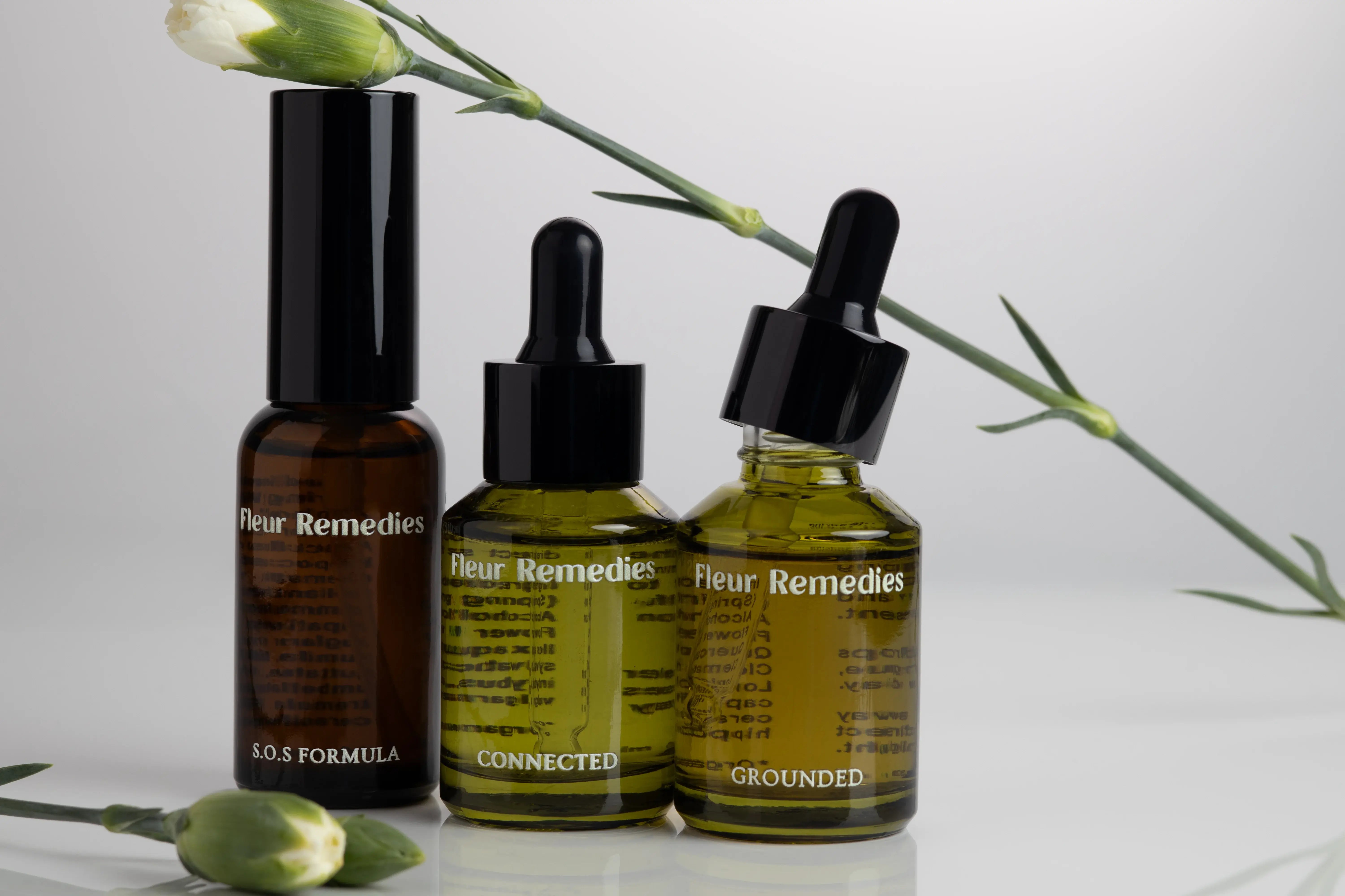 Behind the Lens: Photographing Fleur Remedies with Yalda from Glow